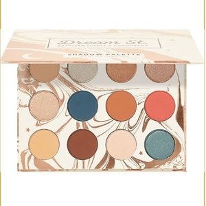 Colourpop eyeshadow Palette
